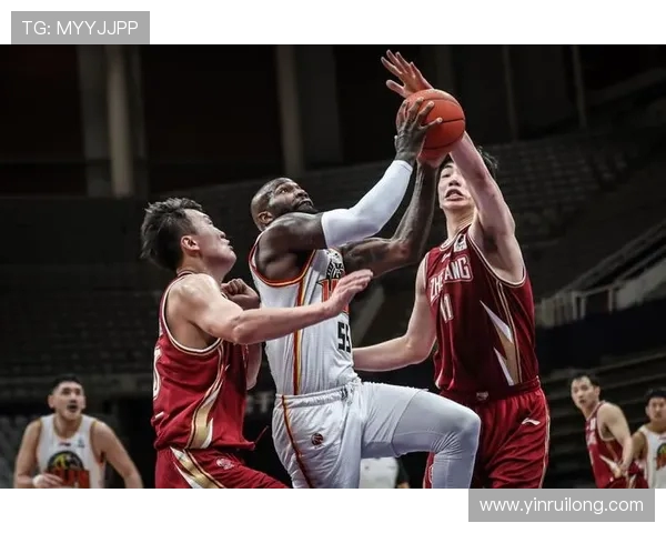 浙江稠州金租激战劲旅巅峰对决上演精彩攻防引爆篮球激情 浙江稠州金租激战劲旅巅峰对决上演精彩攻防引爆篮球激情