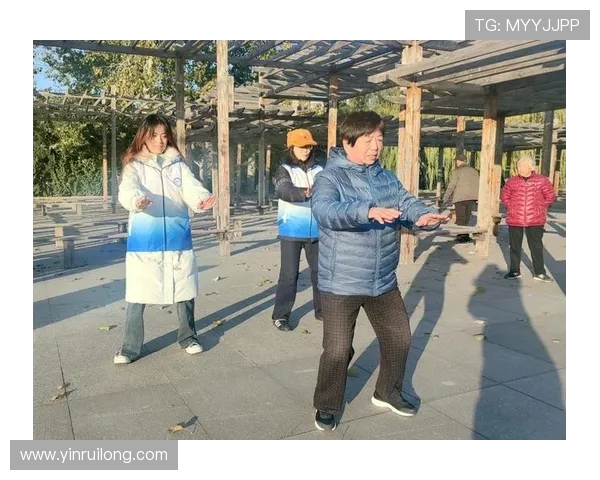 以运动为中心全面提升身心健康促进社会和谐发展的实践路径探索 以运动为中心全面提升身心健康促进社会和谐发展的实践路径探索