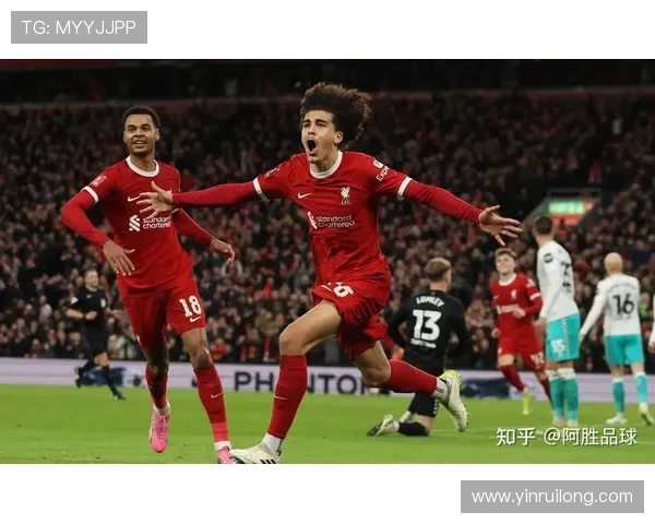 利物浦对阵巴黎的精彩直播分析与赛前预测全攻略